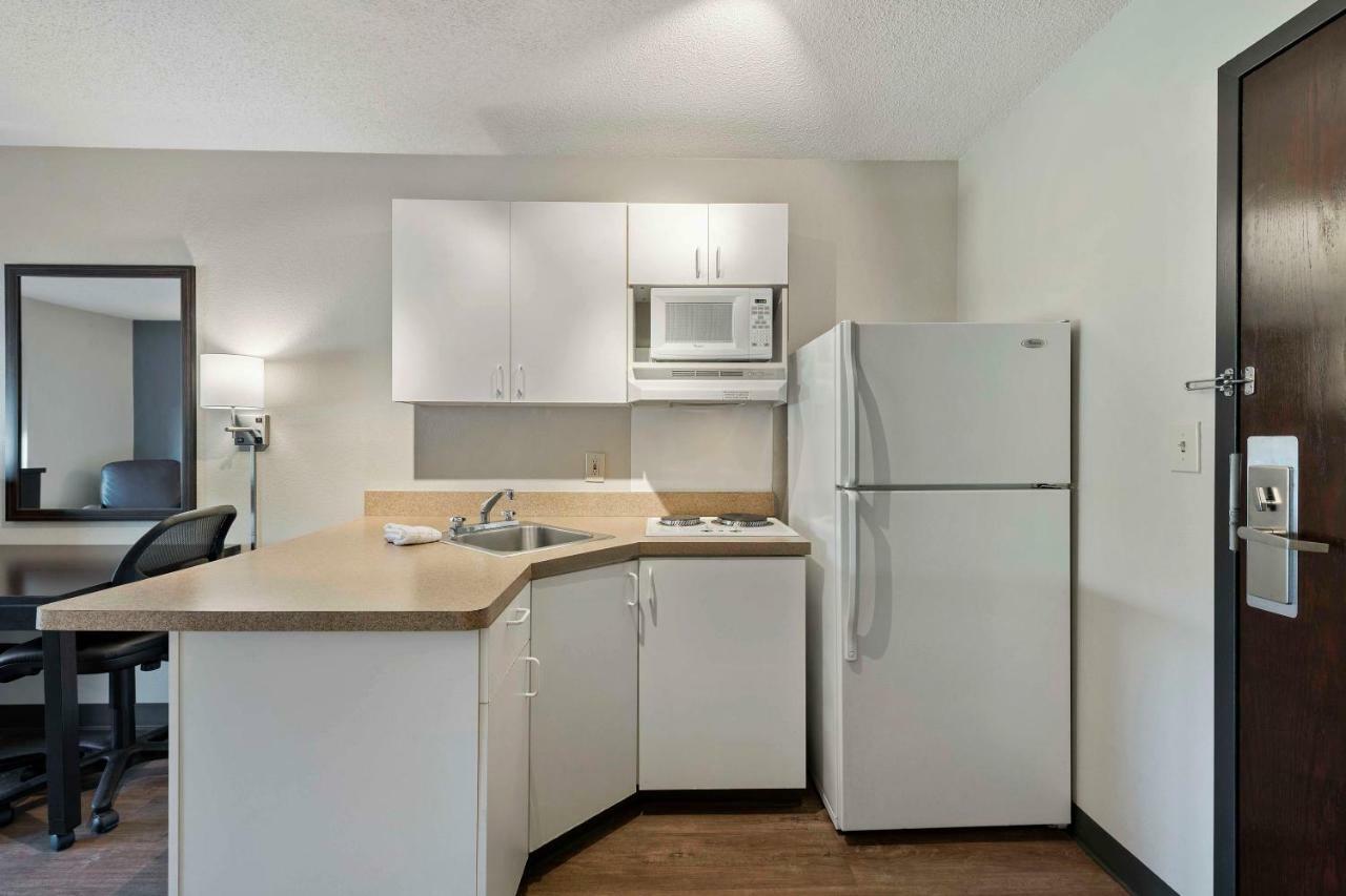 Extended Stay America Suites - Charlotte - University Place Bagian luar foto