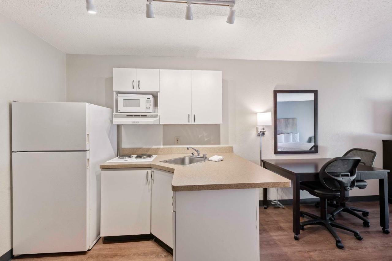 Extended Stay America Suites - Charlotte - University Place Bagian luar foto